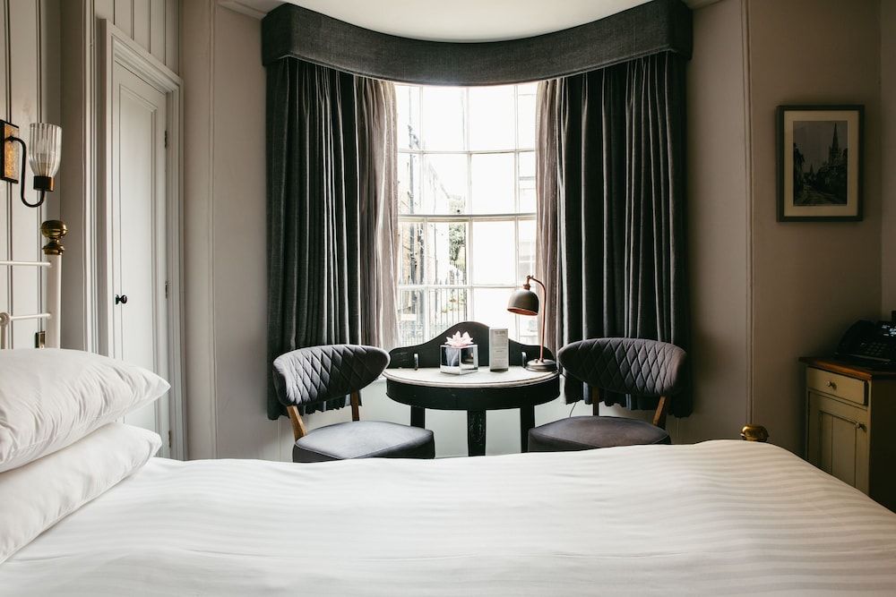 Crown Hotel Stamford Cosy Townhouse Double Room