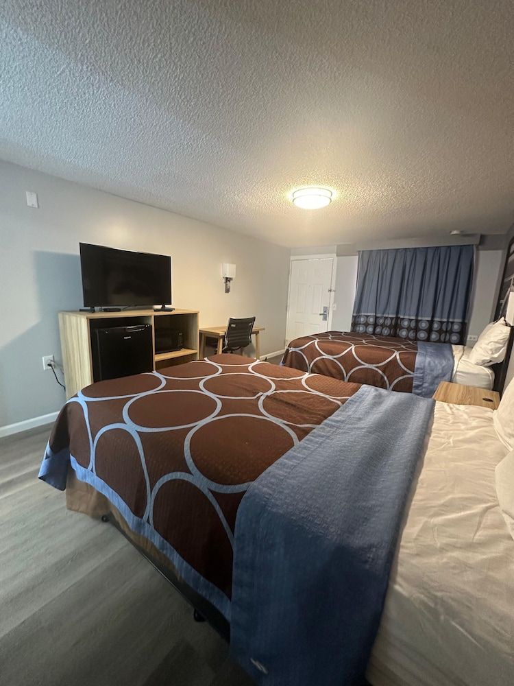 Deluxe Room, 2 Double Beds, Smoking