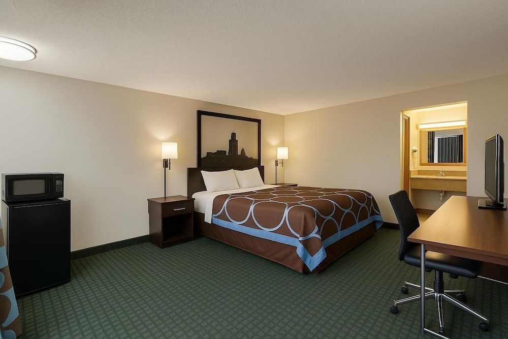 Room, 1 King Bed, Accessible, Bathtub (Mobility/Hearing, Grab bars)