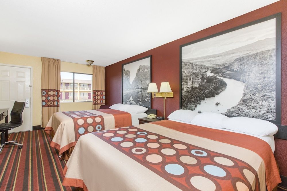 Room, 2 Queen Beds, Accessible, Non Smoking