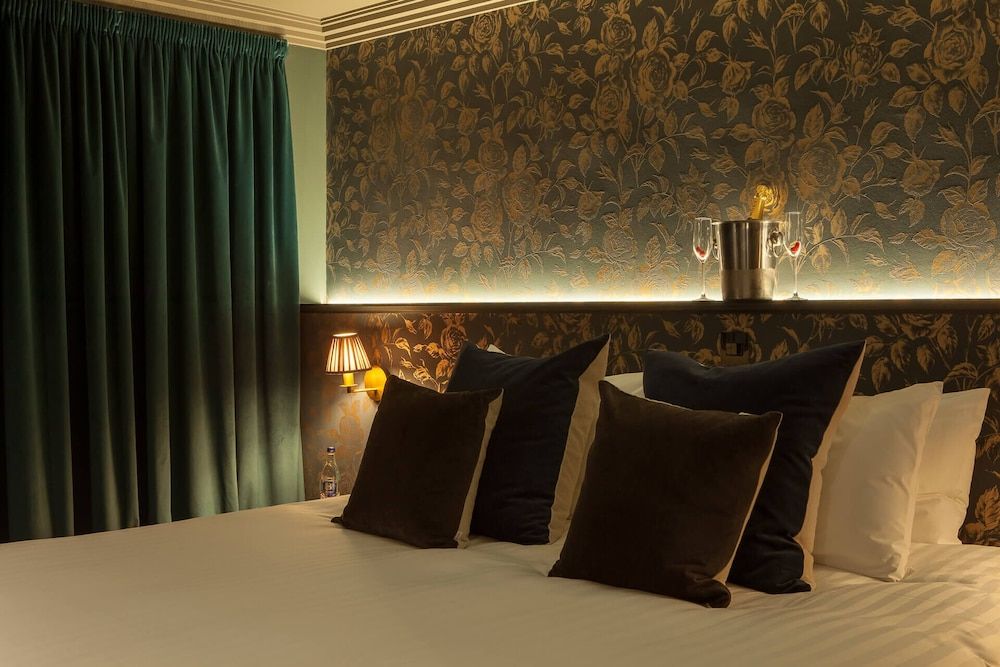 House Hotel Belfast Deluxe Double Room 2