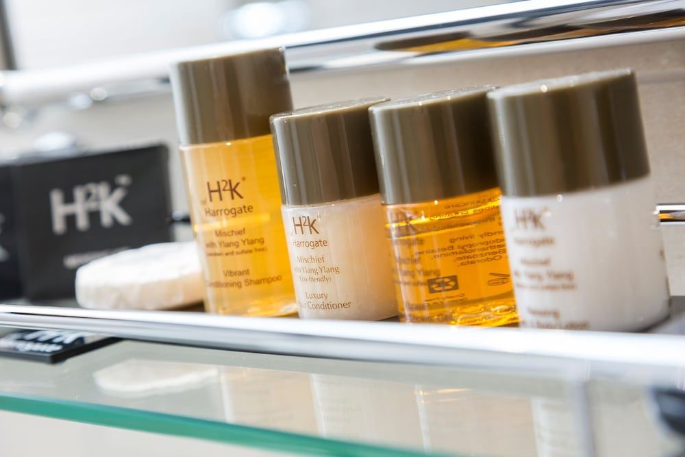 Timble Inn Deluxe Suite, Ensuite (Nidderdale) 3