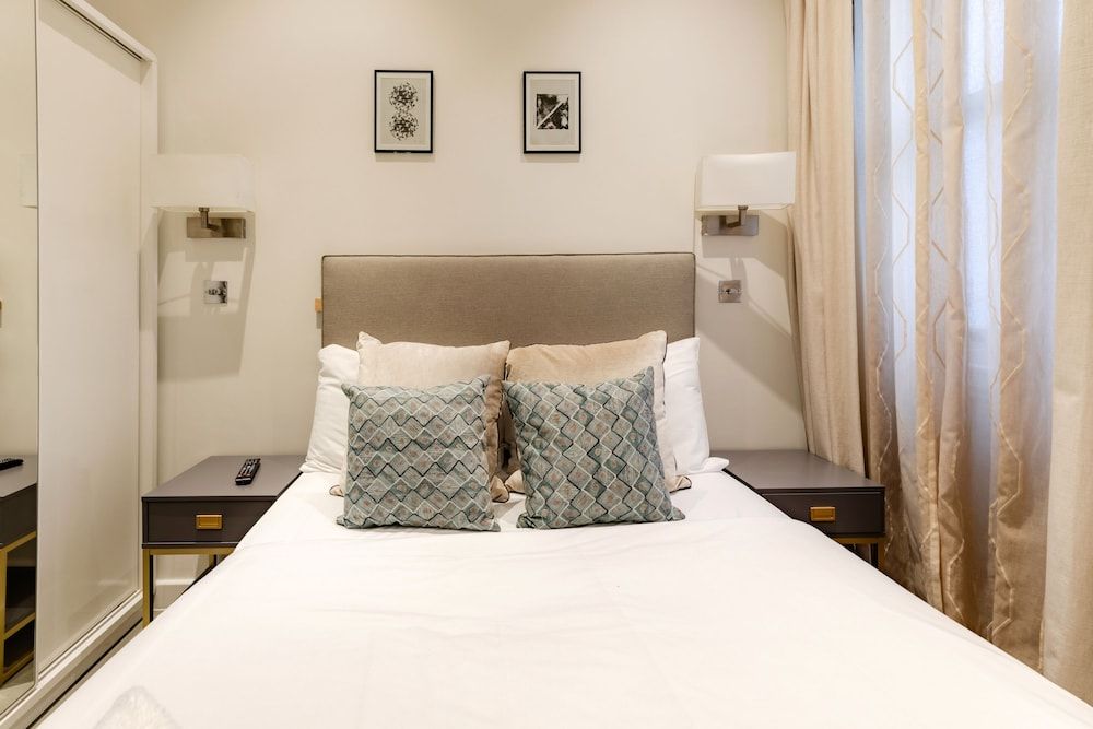 High Street Kensington Apartments Superior Apartment, Ensuite 7