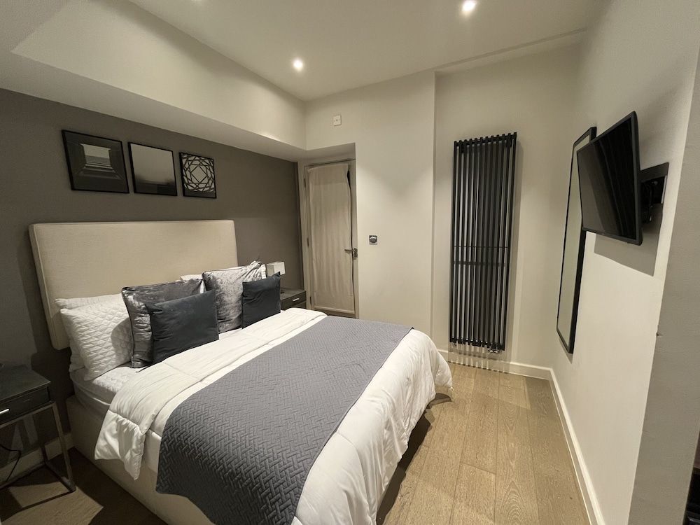 Elite Apartment, Private Bathroom, City View