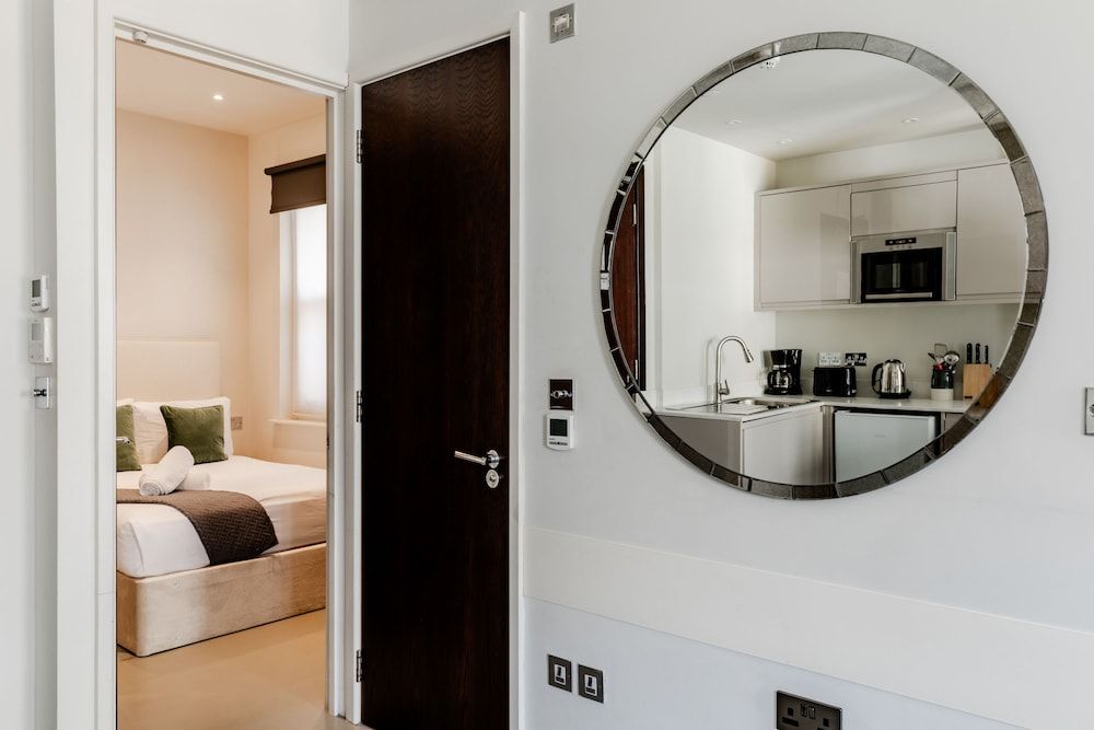 Deluxe Apartment, Private Bathroom, City View