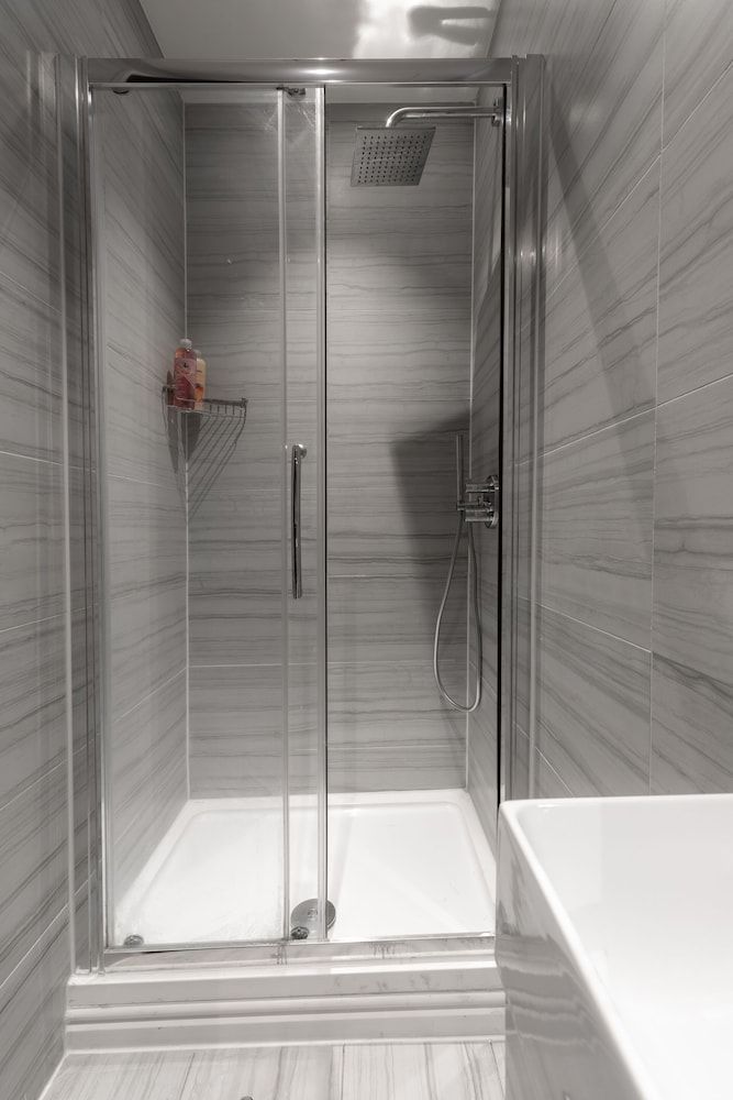High Street Kensington Apartments Superior Apartment, Ensuite 21