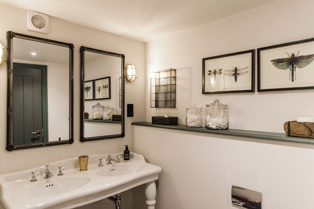 Gara Rock The Signal House (Pet) 5