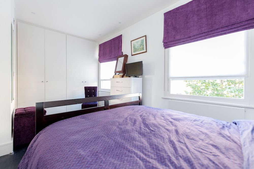 undefined Olympia 2 Bed Duplex by BaseToGo 4