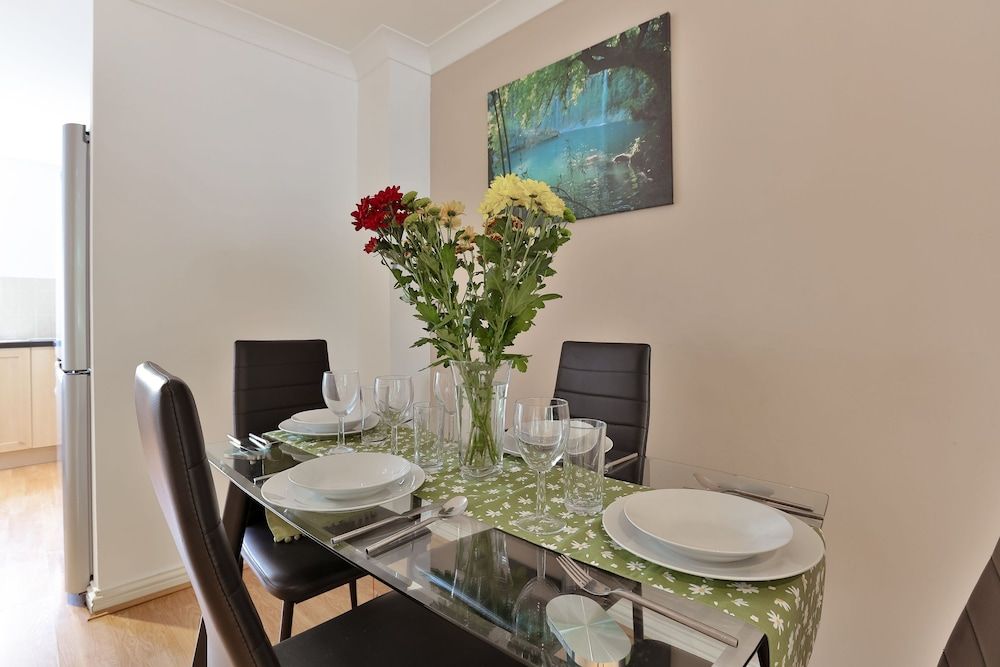 Austin David Apartments - Classic 2 Bed Apartment, 2 Bedrooms 8