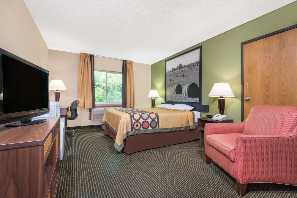 Standard Room, 1 Queen Bed, Accessible