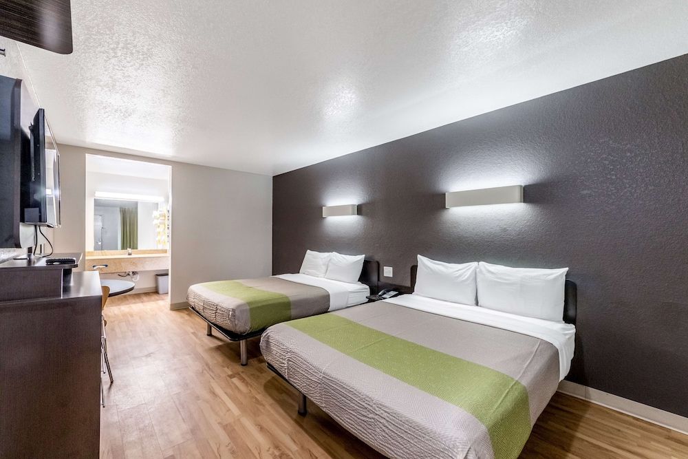 Deluxe Suite, 2 Double Beds, Non Smoking, Kitchenette