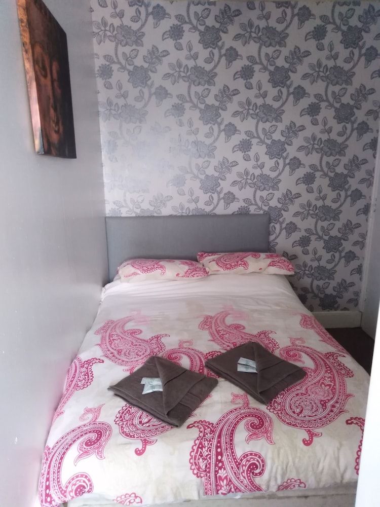 undefined Seaview Hotel 5