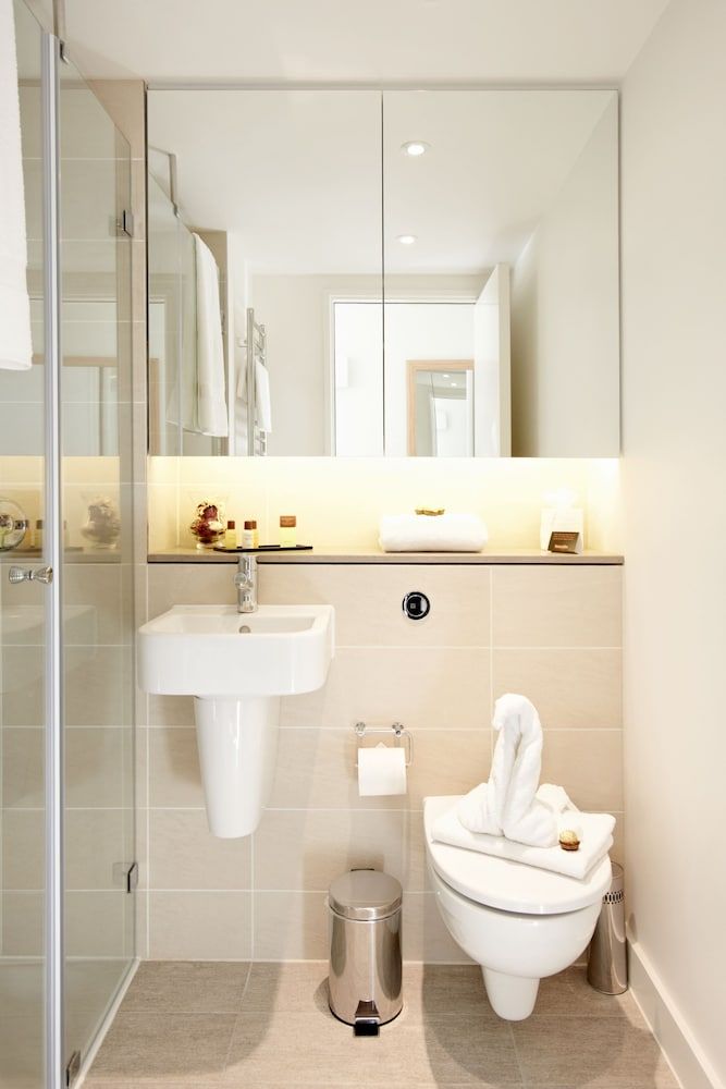 Urban Stay London City Apartments Deluxe Studio, 1 Double Bed, Bathtub 10