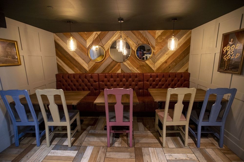 undefined The Waverley Hotel By Greene King Inns 9