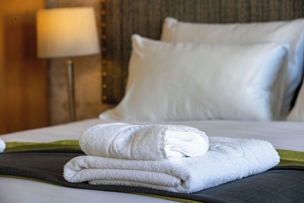 The Waverley Hotel By Greene King Inns Twin Room 4