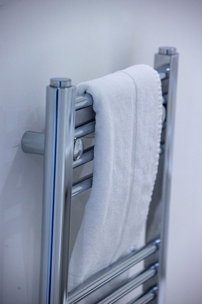 The Waverley Hotel Family Room 3