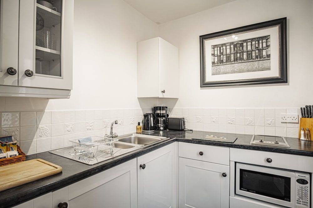 The Town House Executive Suite, 1 Bedroom 5