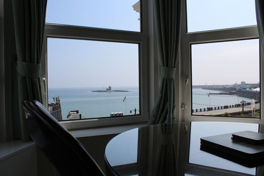 The Town House Premium Apartment, 2 Bedrooms, Sea View 10