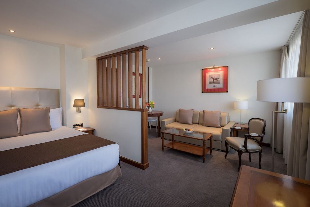 Melia White House Apartments Studio 4