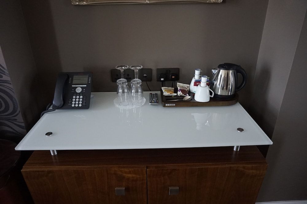 Halvard Hotel Deluxe Room, 1 King Bed (King )