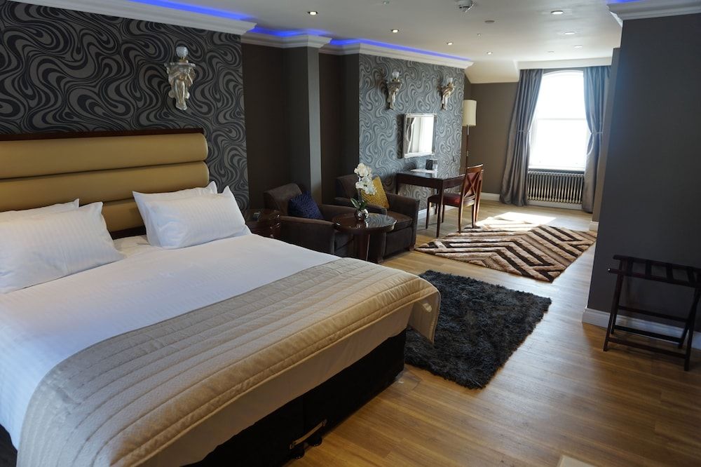 Halvard Hotel Superior Room, 1 King Bed, Beach View 4