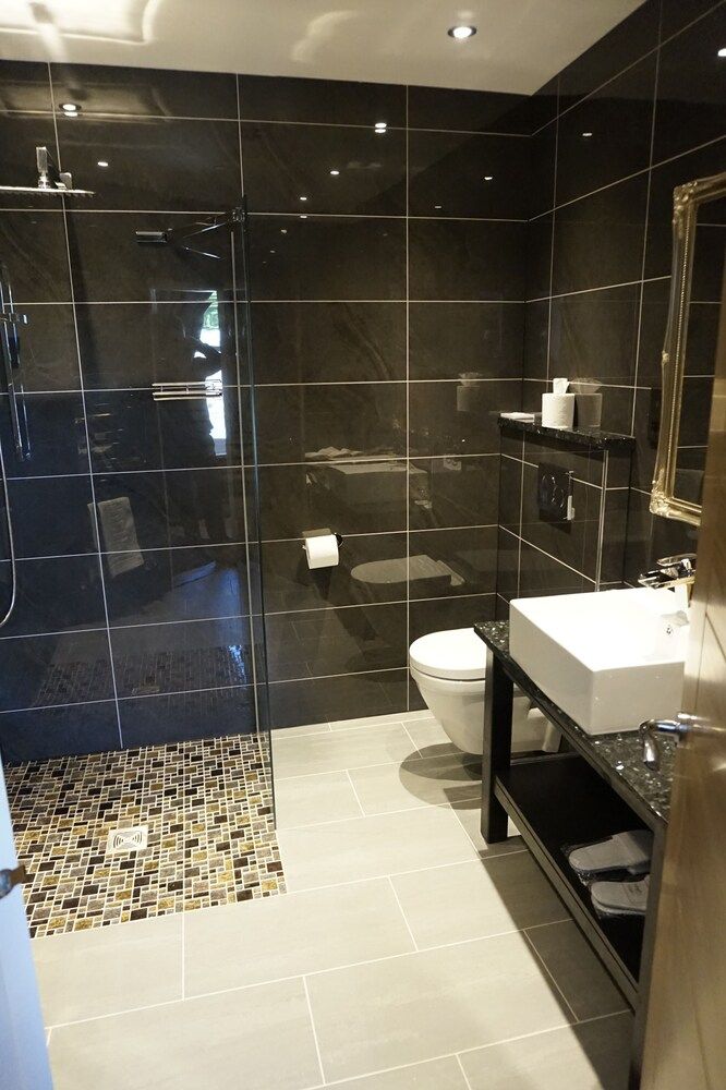 Halvard Hotel Superior Room, 1 King Bed, Beach View 15