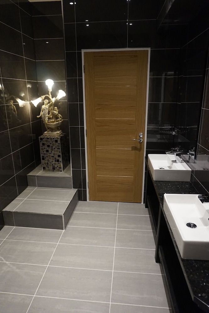 Halvard Hotel Superior Room, 1 King Bed, Beach View 12