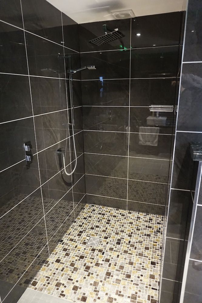 Halvard Hotel Superior Room, 1 King Bed, Beach View 13