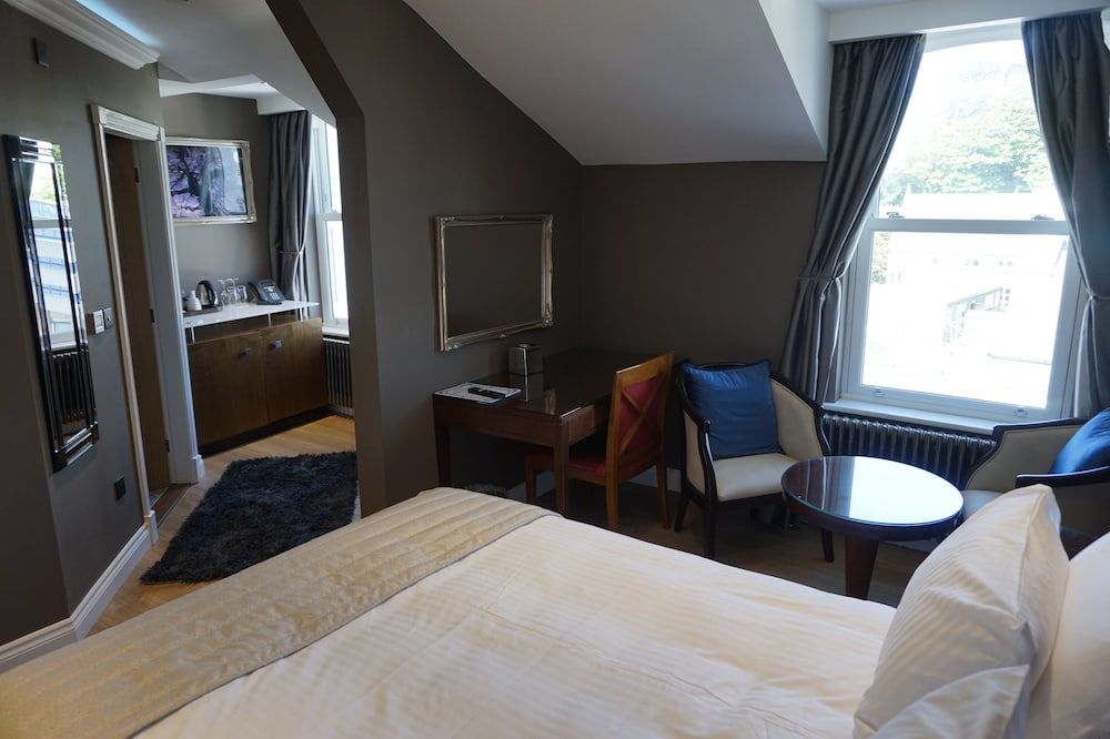 Halvard Hotel Superior Room, 1 King Bed, Beach View 10