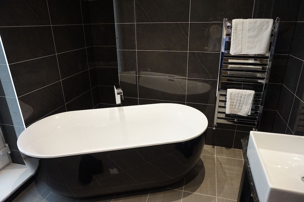 Halvard Hotel Junior Suite, 1 King Bed, Beach View 4