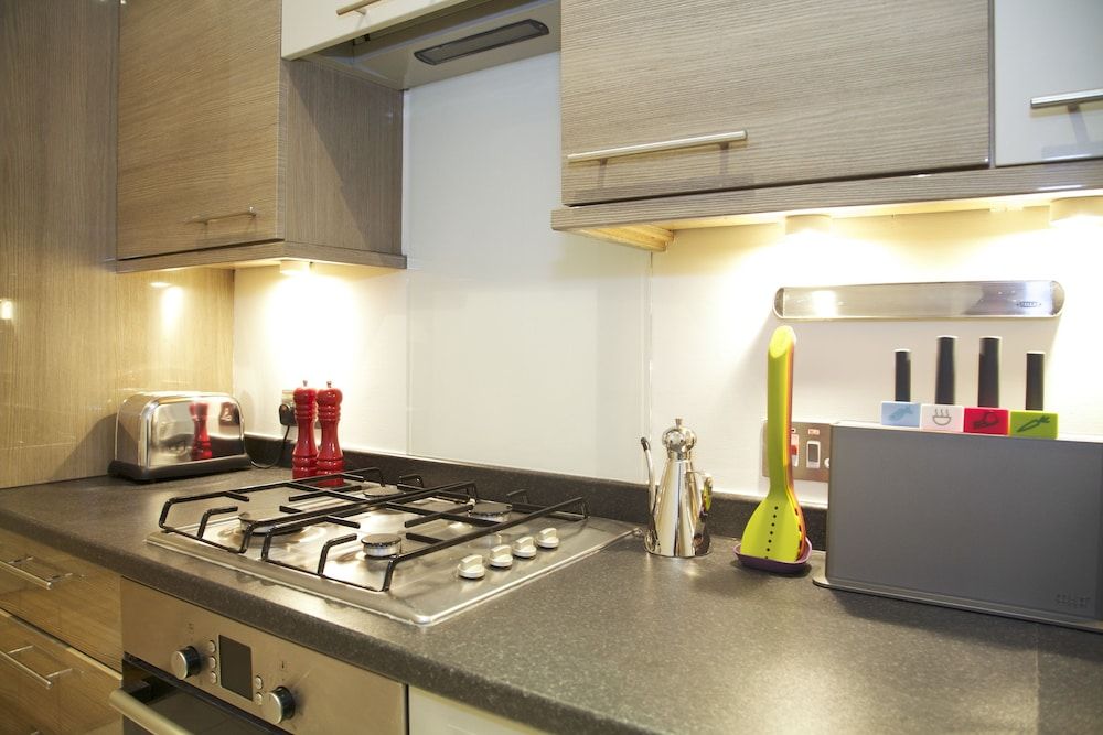 undefined A Place Like Home - Two Bedroom Flat near Gloucester Road 4