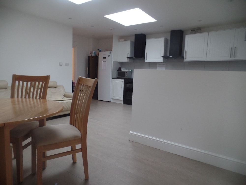 undefined Foxholt House 6