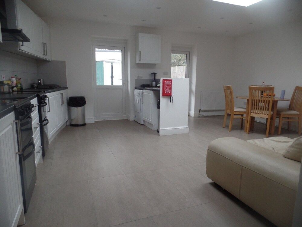 undefined Foxholt House 8