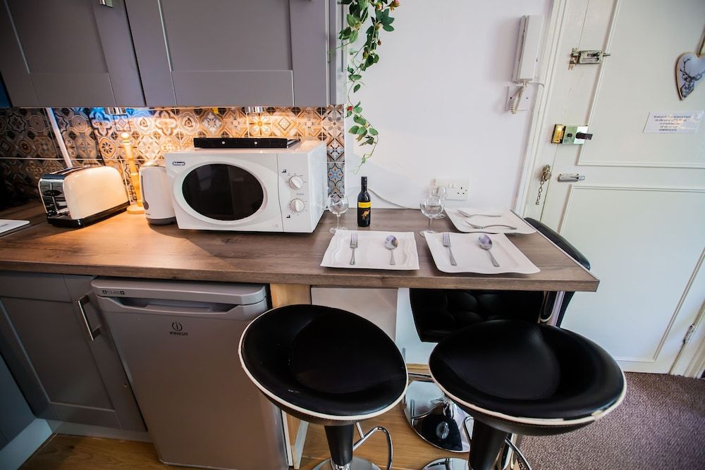 undefined Pimlico Chic Suite 6