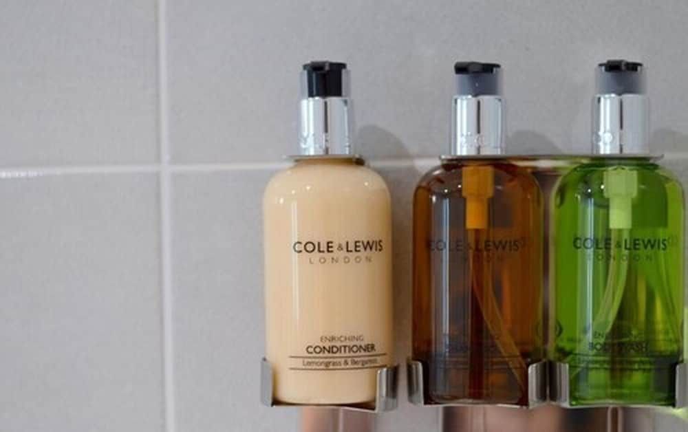 Q8 Boutique Hotel Room, 1 King Bed, Ensuite, Sea Facing 3