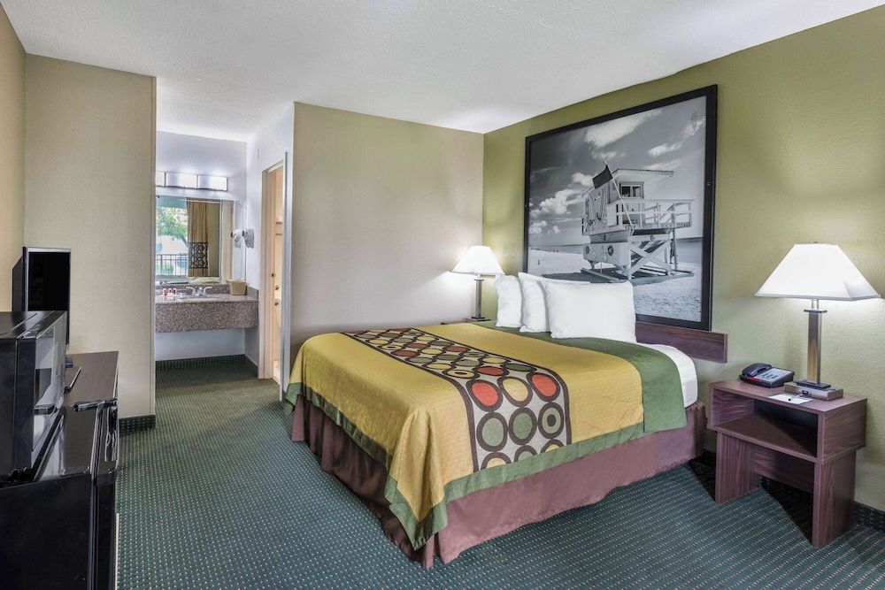 Standard Room, 1 Queen Bed, Smoking