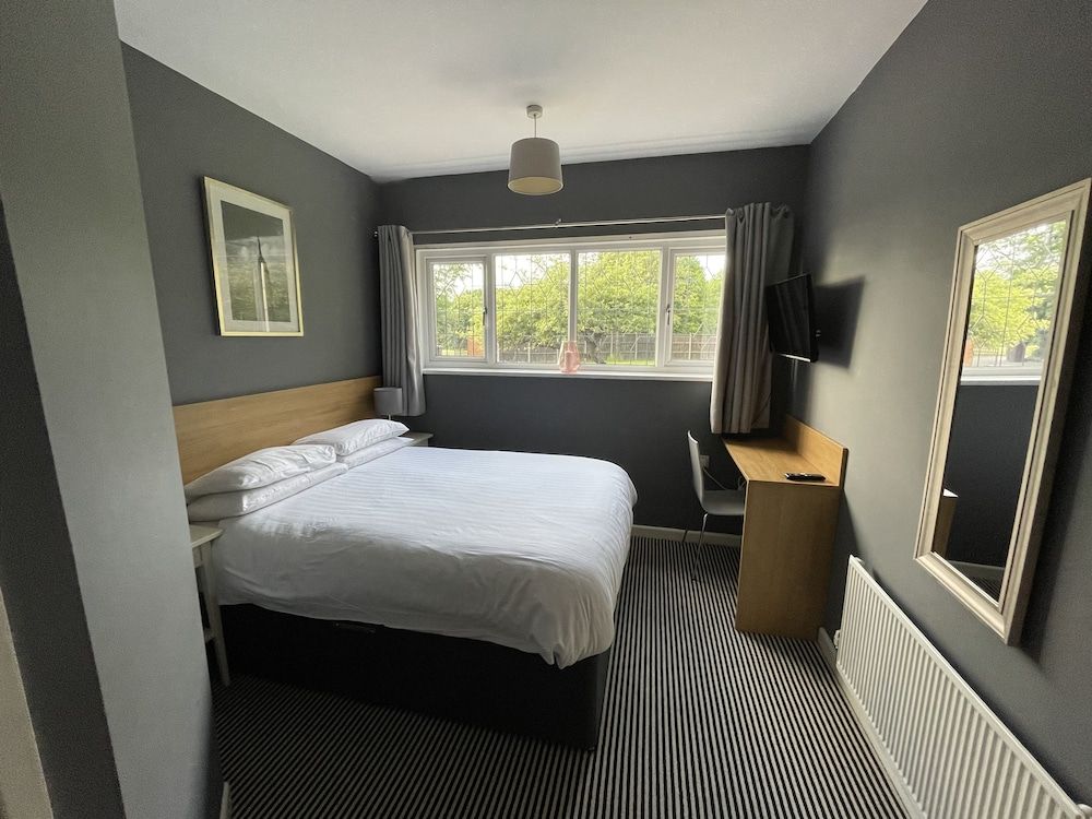 Haymills Guesthouse Standard Double Room, 1 Double Bed, Ensuite 5