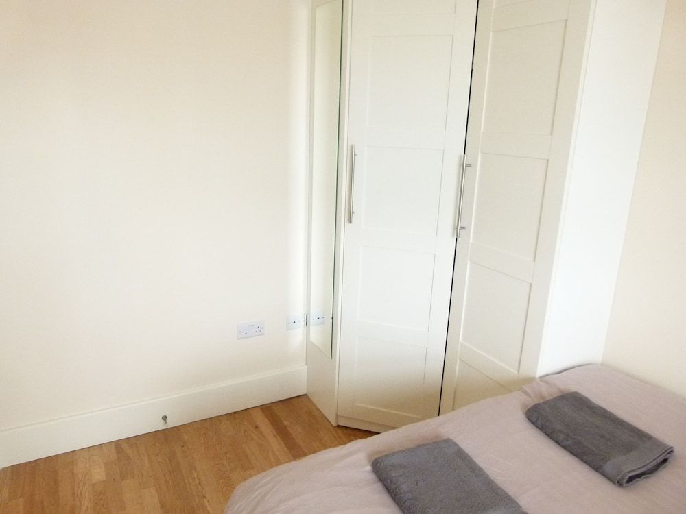 undefined SS Property Hub - West Kensington Apartment 6