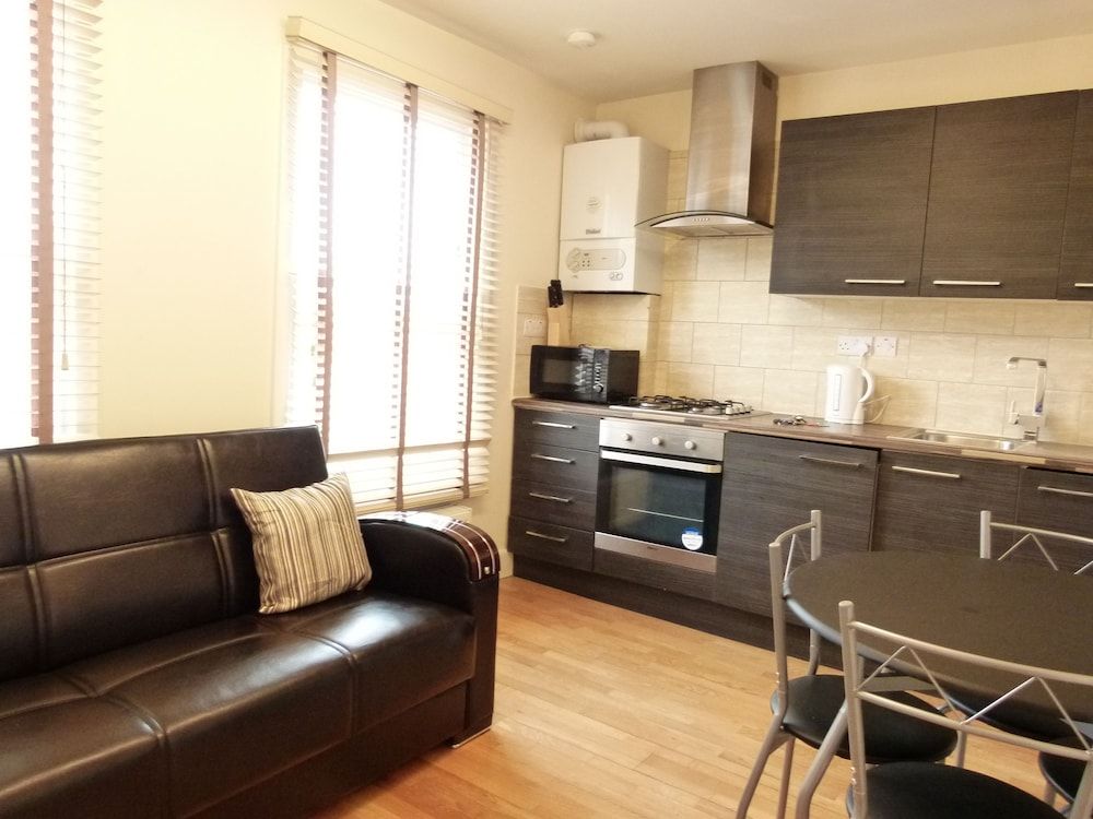 undefined SS Property Hub - West Kensington Apartment