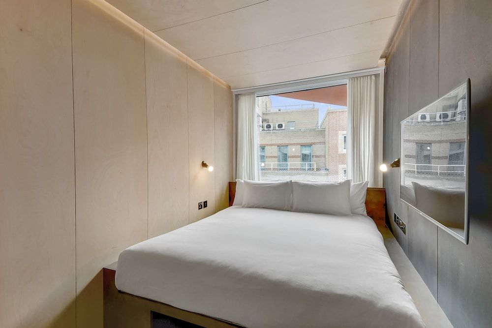 Stow Away Waterloo Standard Apartment 2