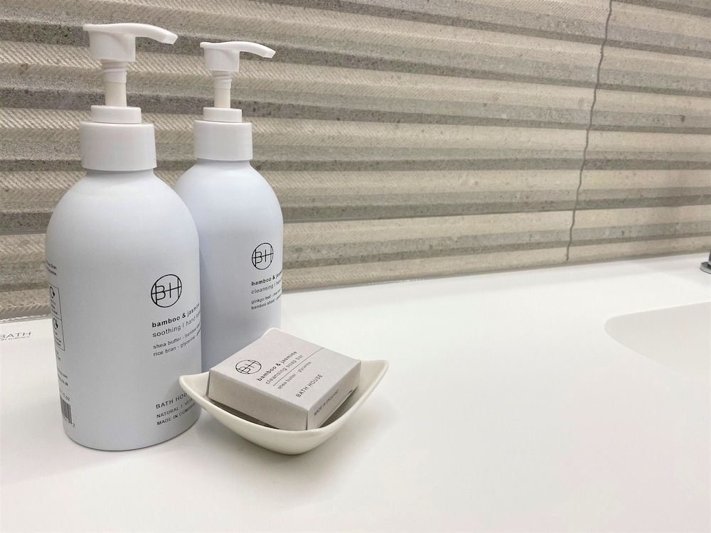 1692 Wasdale Luxury Suite, Ensuite ("Cairn") 5