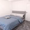 Two bedrooms self-contained flat with Free Parking - Flat 2