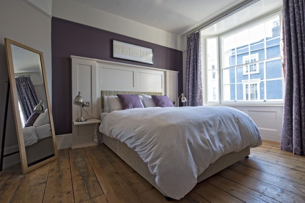 The White Horse Double Room (Room 2) 3