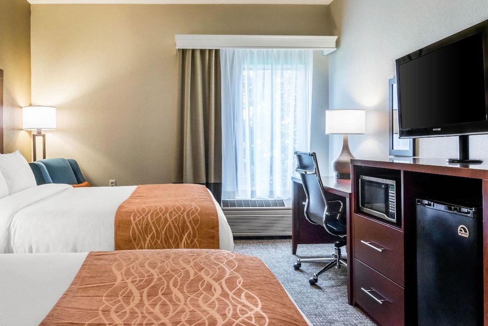 Standard Room, 2 Queen Beds, Non Smoking