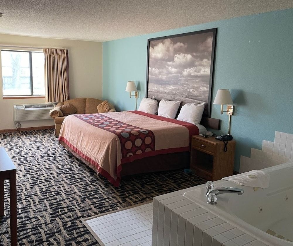 Room, 1 King Bed, Jetted Tub