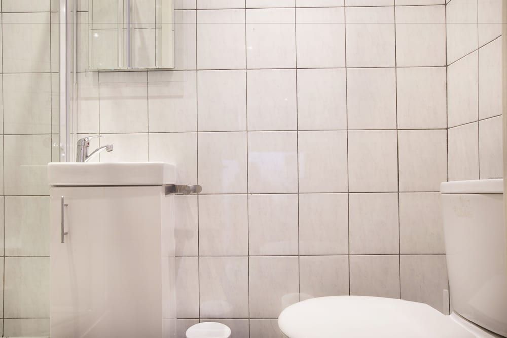 Shoreditch Studios by Allô Housing Comfort Basement Studio 4