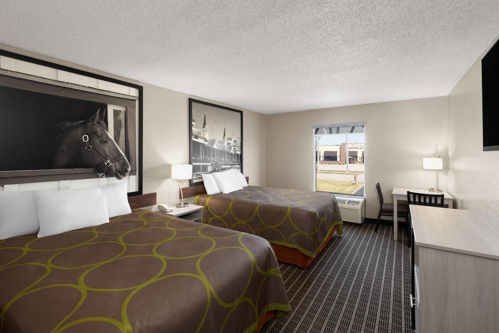 Suite, 2 Queen Beds