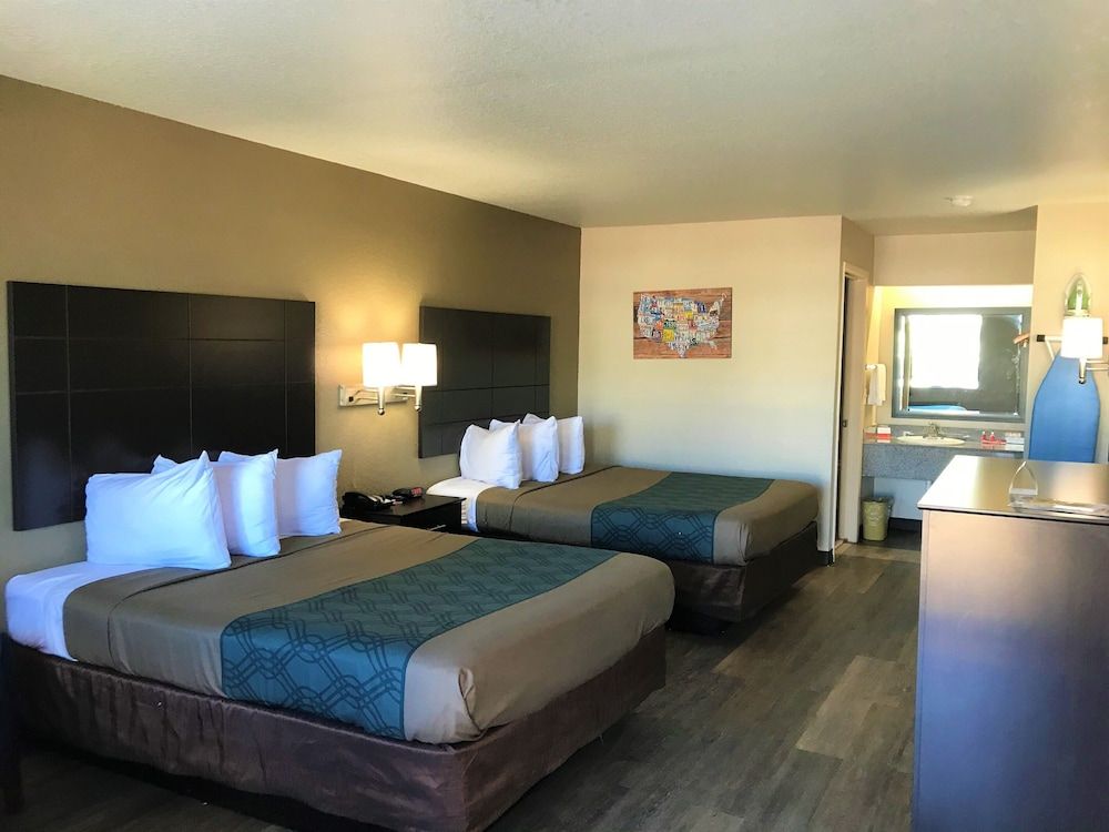 Room, 2 Queen Beds, Accessible, Non Smoking