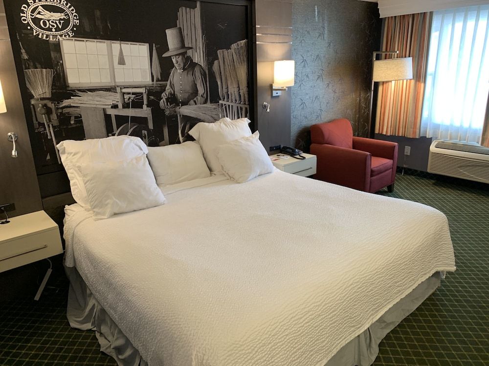 Room, 1 King Bed, Accessible, Non Smoking (Mobility)
