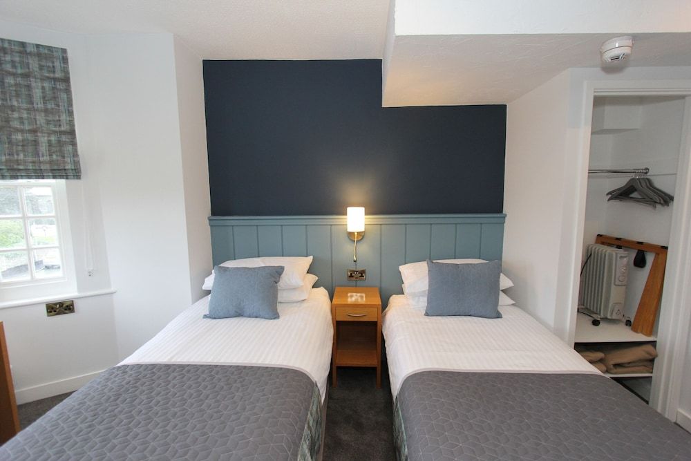 Nanhoron Arms Hotel Double or Twin Room, Ensuite 5